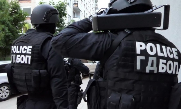 Заловиха действащ служител на ГДБОП, участвал в побой и грабеж - Tribune.bg