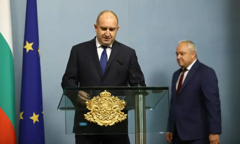 Вътрешен министър на Румен Радев си назначил 20 барети, за да го пазят - Tribune.bg