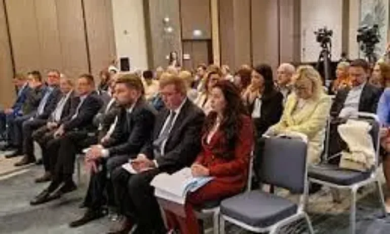 Проучване: Над 50% доплащане за здравни услуги у нас - Tribune.bg