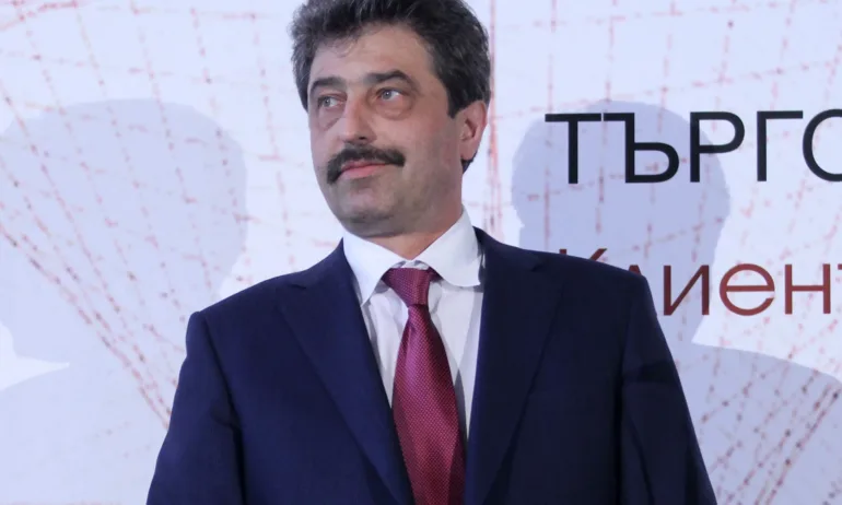 Английско издание разобличи връзките на Цветан Василев и руското влияние у нас - Tribune.bg