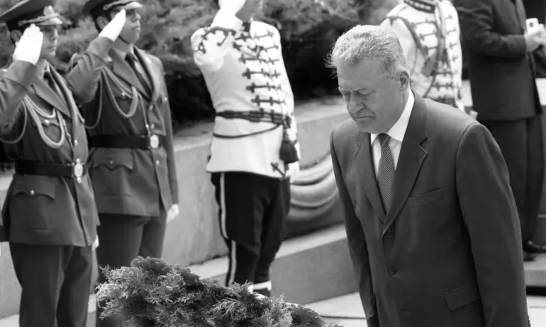 Почина вицепрезидентът Ангел Марин - Tribune.bg