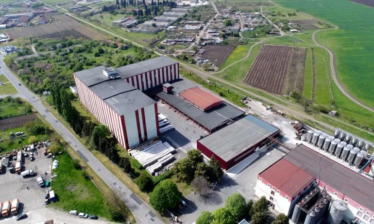 Агенция Митници влезе във винпрома на Петя Славова - Tribune.bg