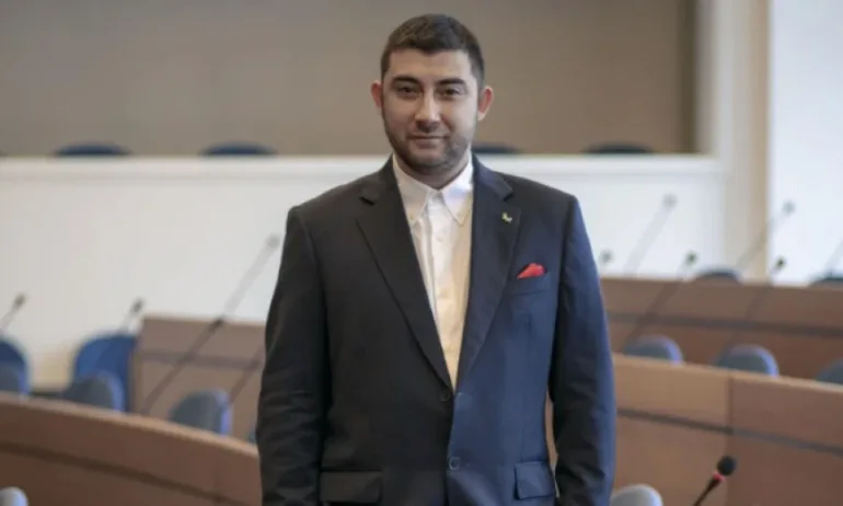 Контрера: Подозирам, че паралелно с ГЕРБ и ДПС, следващите засегнати от повдигането на завесата ще са от коалиця НЕКСО - Tribune.bg