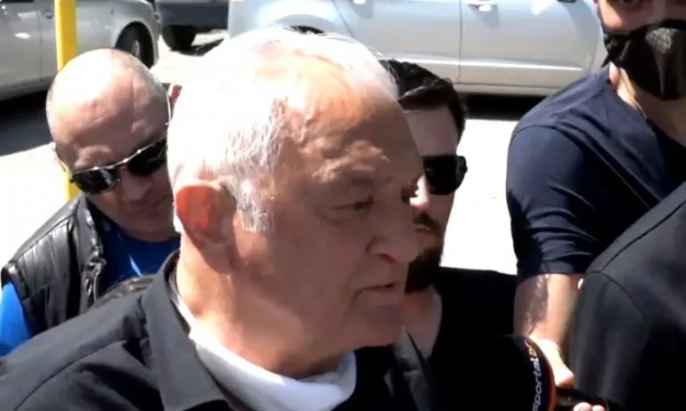 Диков: Моята работа е на куриерче, идвам при Павел Колев - Tribune.bg