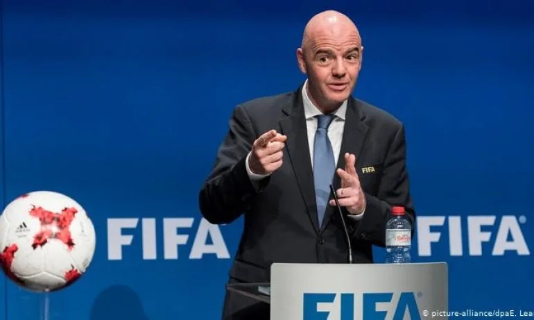 Джани Инфантино: ВАР определено не вреди на футбола - Tribune.bg