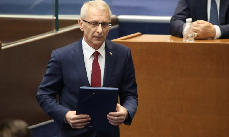 ПП-ДБ видяха опасност за демокрацията: Трябва да се борим да я спасим - Tribune.bg