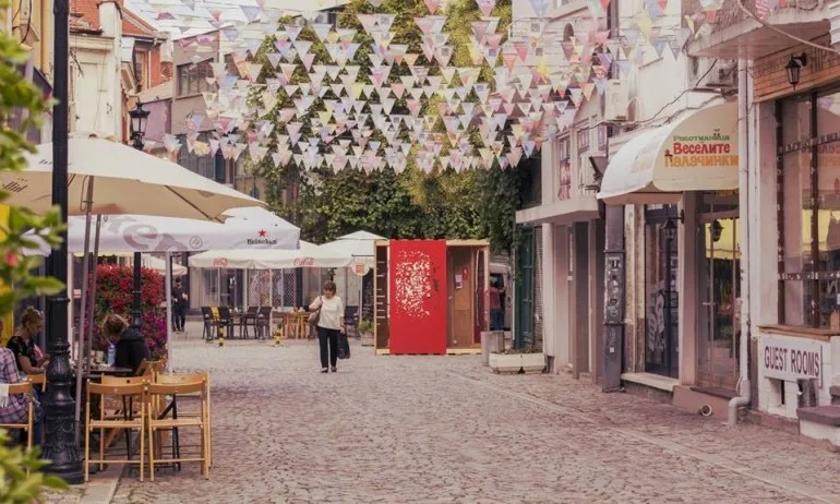 Светлините в Капана ще известяват за раждането на бебе - Tribune.bg