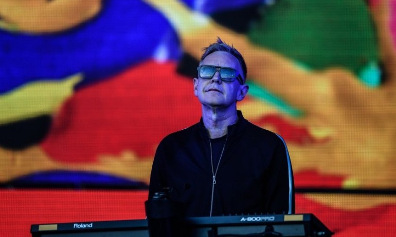 Почина музикантът от Депеш мод Анди Флетчър - Tribune.bg