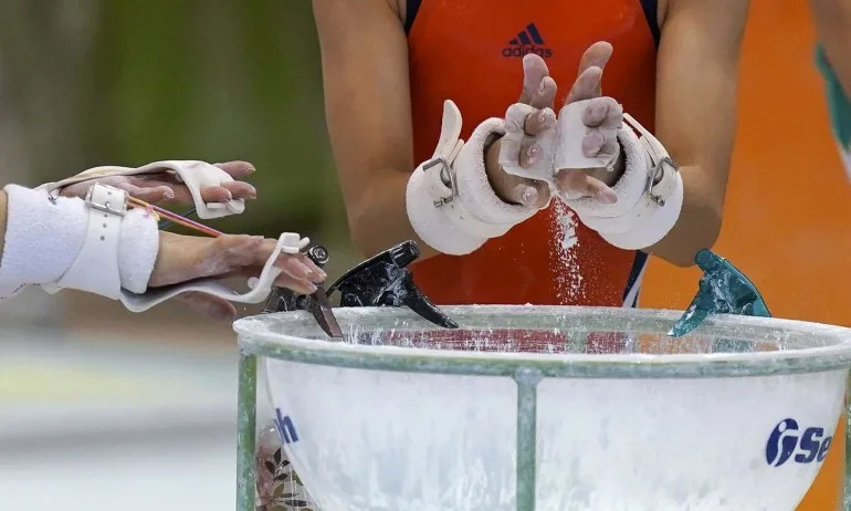 Младите шведски гимнастици сами ще решават дали да се състезават като мъже или жени - Tribune.bg