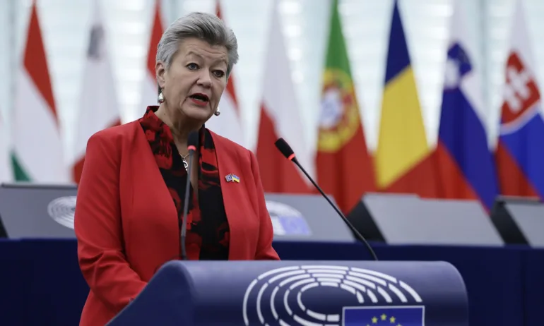 Илва Йохансон пред ЕП: На Нова година ще отворя шампанското за България и Румъния в Шенген - Tribune.bg