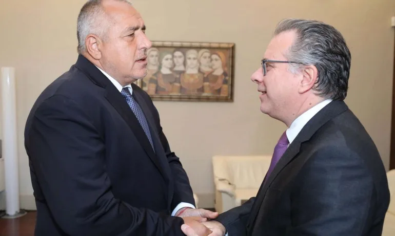 България и Гърция обсъдиха въпросите на миграцията и убежището - Tribune.bg