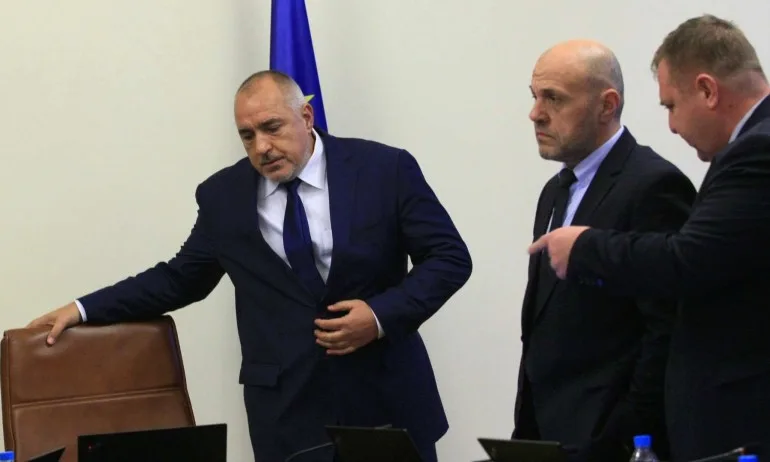 Каракачанов: Диалогът в коалицията е възстановен, ластикът се отпусна - Tribune.bg