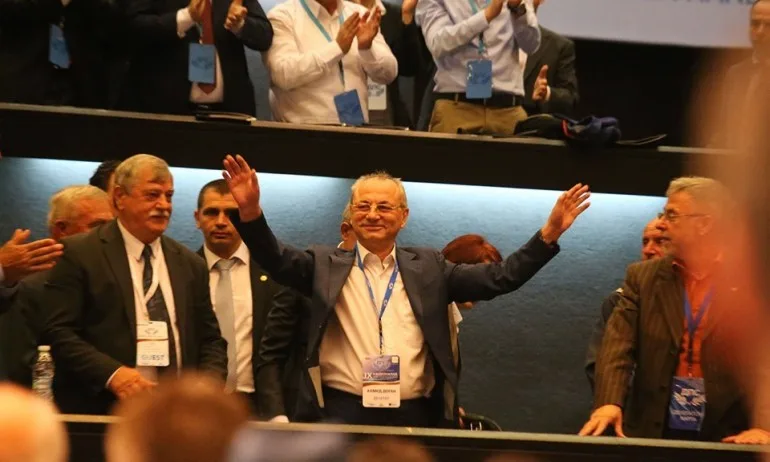 Просвета: Не сме описвали Доган като учен - Tribune.bg