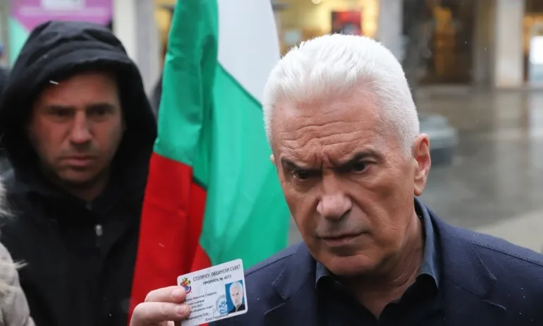 Волен Сидеров недоумява: Как ще прави политика Слави, ако Зукърбърг му закрие профила? - Tribune.bg