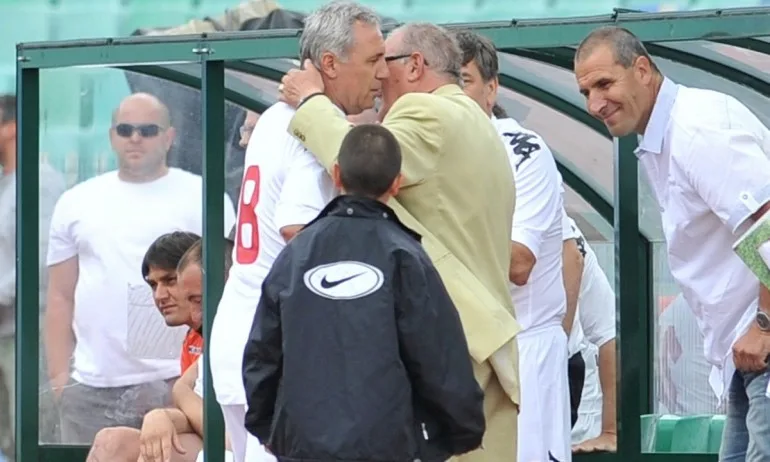 Стоичков към Димитър Пенев: Без теб нямаше да има Парк де Пренс и САЩ '94 - Tribune.bg