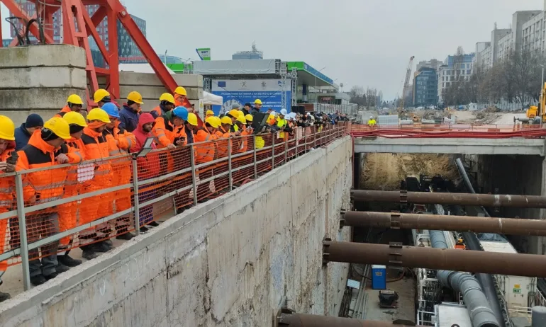 Къртицата на метрото тръгна от Младост 1 към Слатина и Гео Милев. Ще копае 16 -17 метра на ден - Tribune.bg