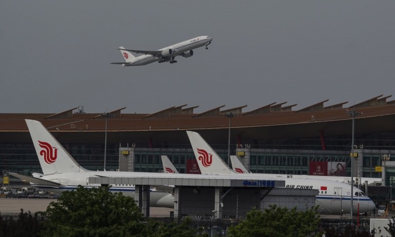 Пътнически самолет Boeing 737 на компанията „China Eastern“ катастрофира в