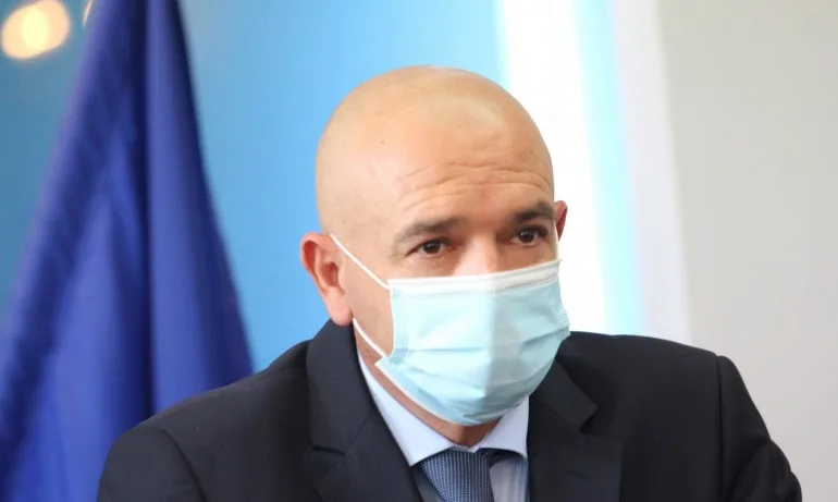 7 дни България: Срам ни е от вас! Бенатова, Слави, горди ли сте днес от гаврата с Мутафчийски!? - Tribune.bg