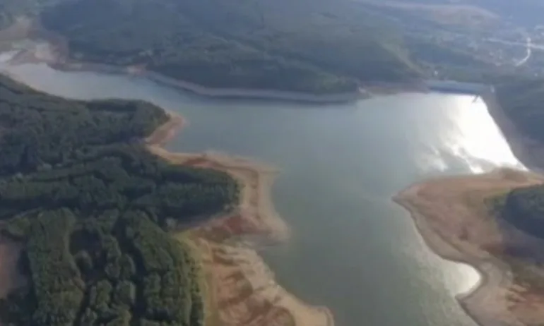 Удължават с 30 дни бедственото положение в Перник - Tribune.bg