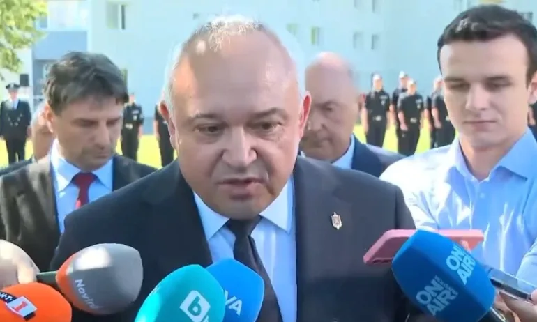 Демерджиев: Да се прегледат незабавно пътната настилка, съоръженията на пътя, знаковото стопанство и сервитутите - Tribune.bg