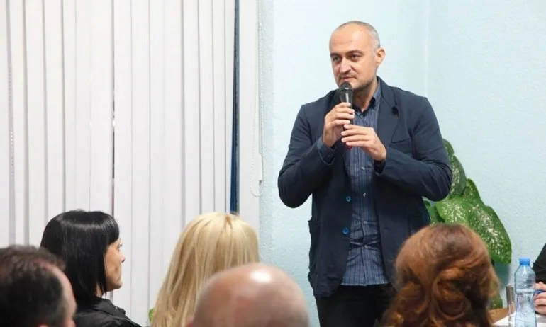 Имаме сериозен национален, европейски и глобален проблем с фалшивите новини! - Tribune.bg