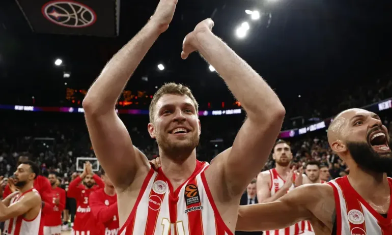 Везенков и Олимпиакос са в Топ 4 на Евролигата - Tribune.bg