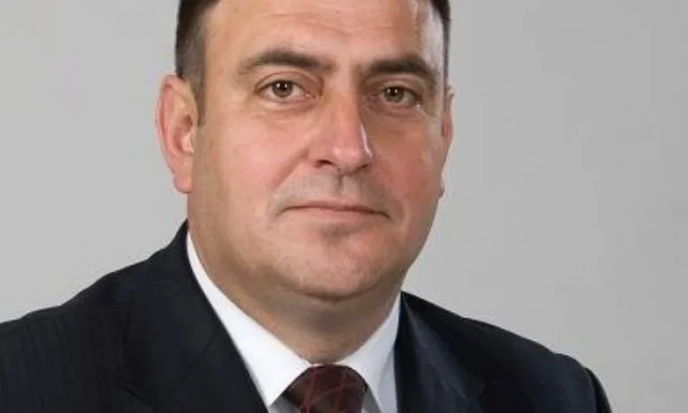 Ексдепутатът Пенко Атанасов е в болница след тежка катастрофа край Карнобат - Tribune.bg