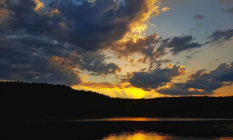 Предимно слънчево, жълт код за сутрешни ниски температури - Tribune.bg