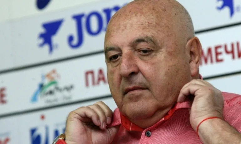 Венци Стефанов: Няма да влизам в новия Изпълком, аз съм вече много стар човек - Tribune.bg