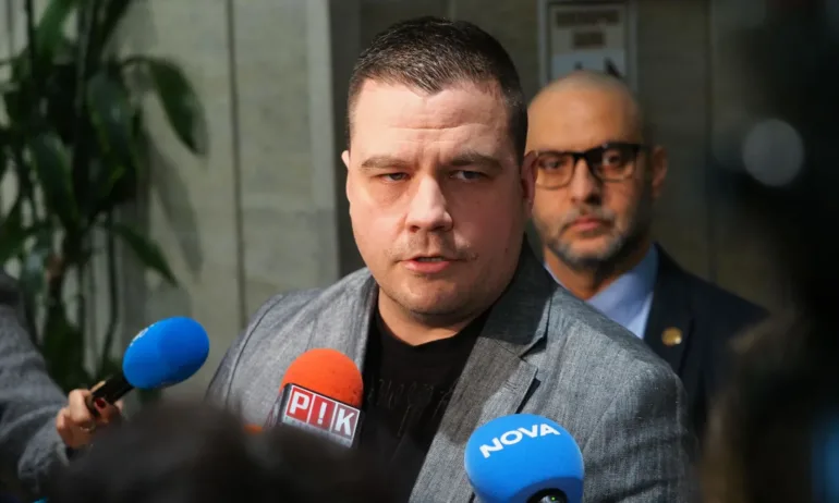 ИТН призова президента да поиска оставката на министъра на земеделието: Христанов си има лична негова Кобилкина - Tribune.bg