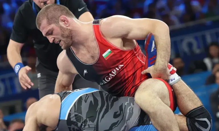 Магомед Рамазанов спечели и европейската титла по борба - Tribune.bg