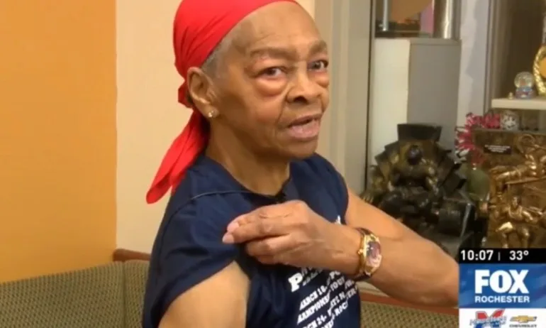 82-годишна преби крадец с маса и метла, взеха го с линейка - Tribune.bg