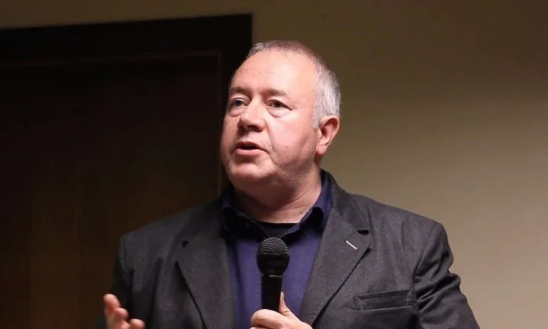 Харалан Александров: От президента и неговото правителство - всички партии започнаха да се кълнат във вярност на американците - Tribune.bg