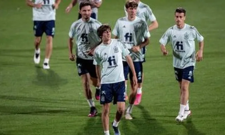 Втори заразен с COVID-19 в испанския национален отбор - Tribune.bg