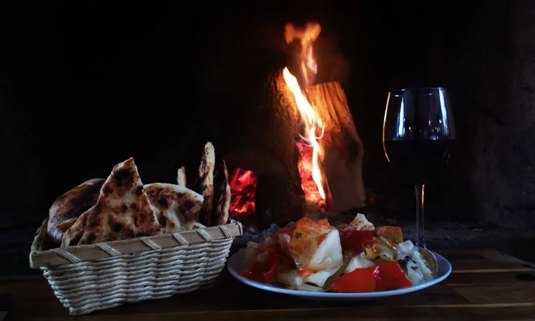 Уникална скара, безкрайно веселие и невероятна енергия: Сръбската Нова година! - Tribune.bg