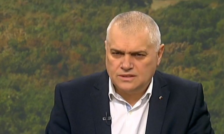 Валентин Радев определи вакумната бомба на Русия като най-голямата опасност във войната с Украйна - Tribune.bg