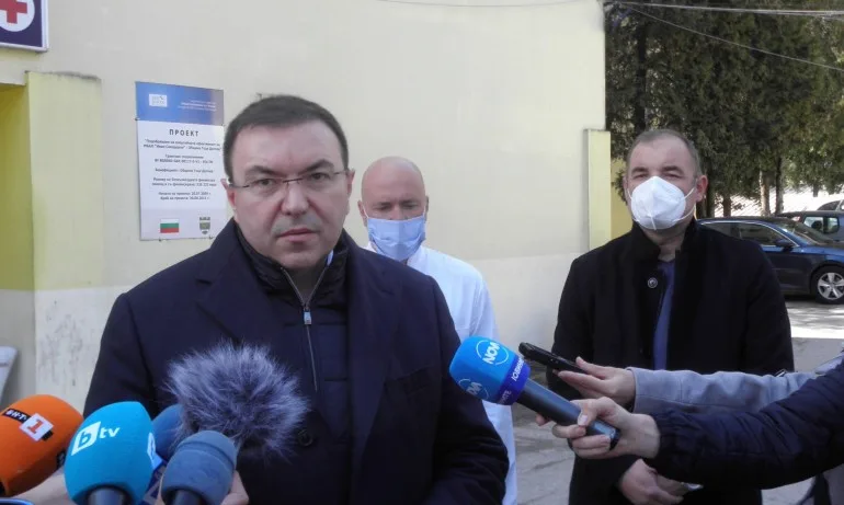 Ангелов: Има готовност да получим 1 млн. ваксини на Пфайзер от допълнителните количества, договорени от ЕК - Tribune.bg
