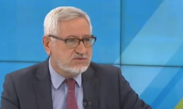 Проф. Димитров: Има очевидно втвърдяване на позициите на колегите от Скопие - Tribune.bg