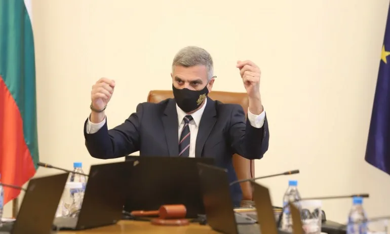 Служебното правителство – предизборен щаб или експертен кабинет? - Tribune.bg