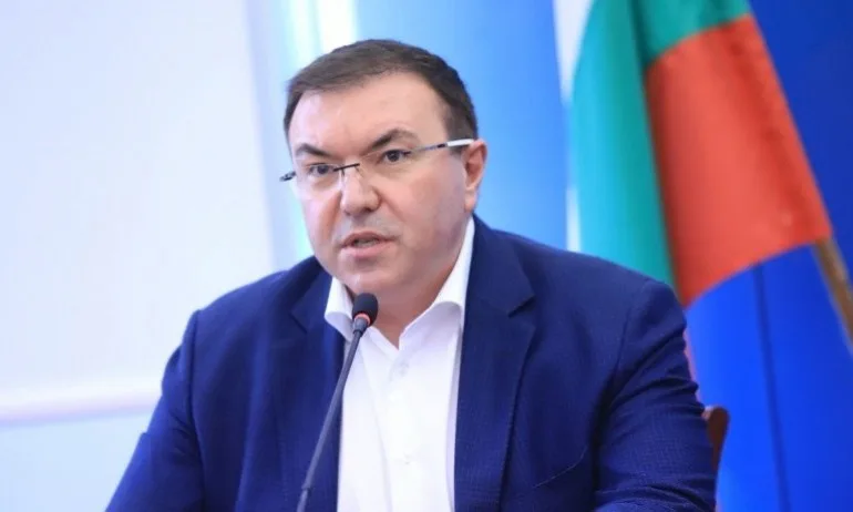 Проф. Костадин Ангелов: Положението в болниците в София започва да става критично - Tribune.bg