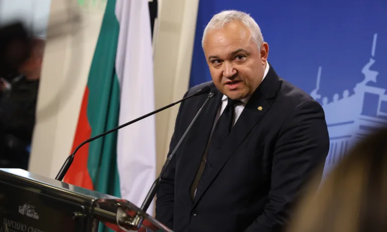 Акцията с голите обиски в Пловдив не била съгласувана с Демерджиев - Tribune.bg