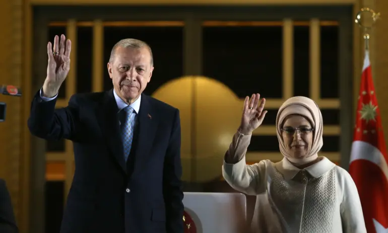 Радев заминава за Анкара за церемонията по встъпване в длъжност на Ердоган - Tribune.bg