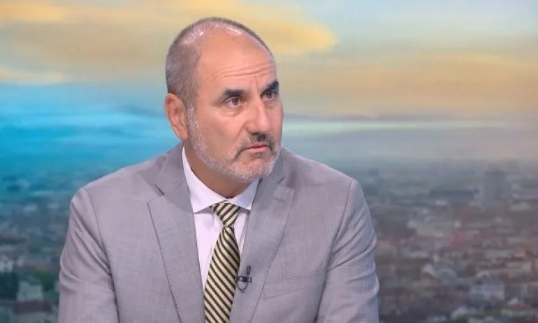 Цветанов съобщи, че Вълнев е дарил 1 млн. лв. за партията му - Tribune.bg