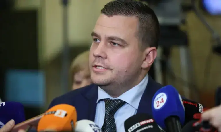 Станислав Балабанов за ПП-ДБ: Нямат много ходове, а при нови избори, те ще са мъртви - Tribune.bg