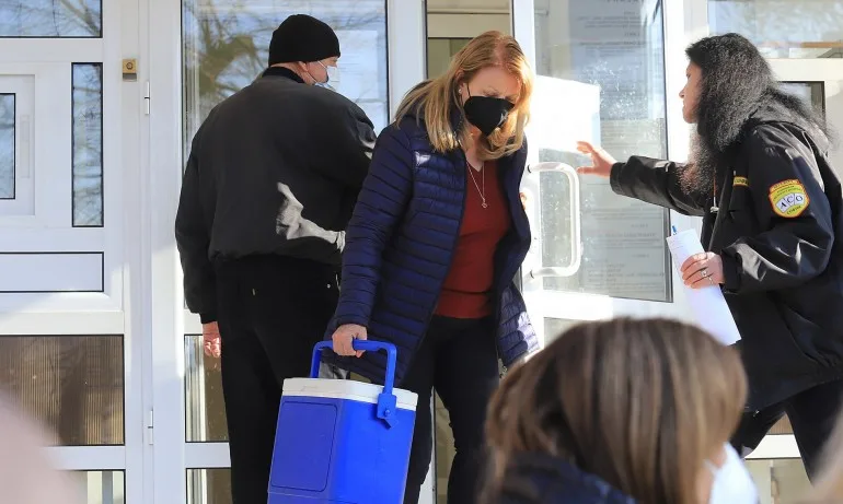 Скоро личните лекари ще заявяват количества ваксини в електронна платформа - Tribune.bg