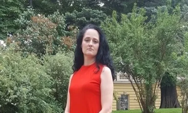 За плочкаджийте - новите мутри и хората на мисълта - смазани под киреча* на маргиналността - Tribune.bg