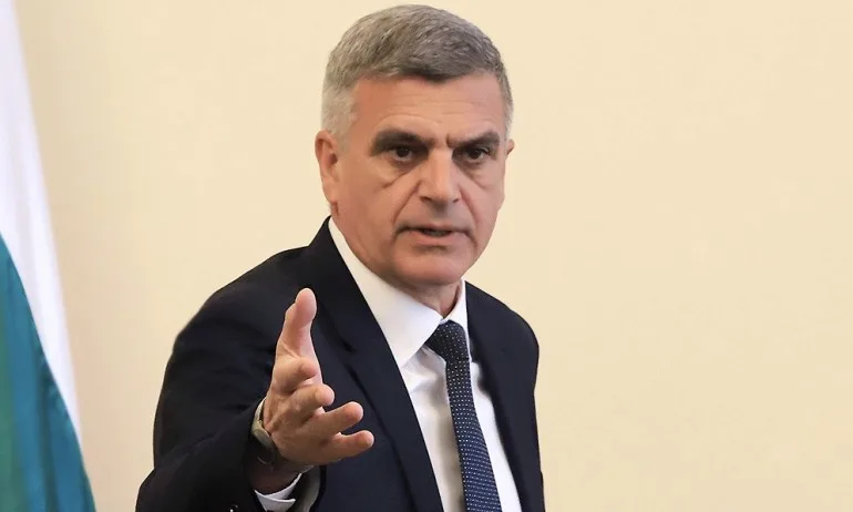 Янев прави координационна група за потъващия кораб Вера Су - Tribune.bg