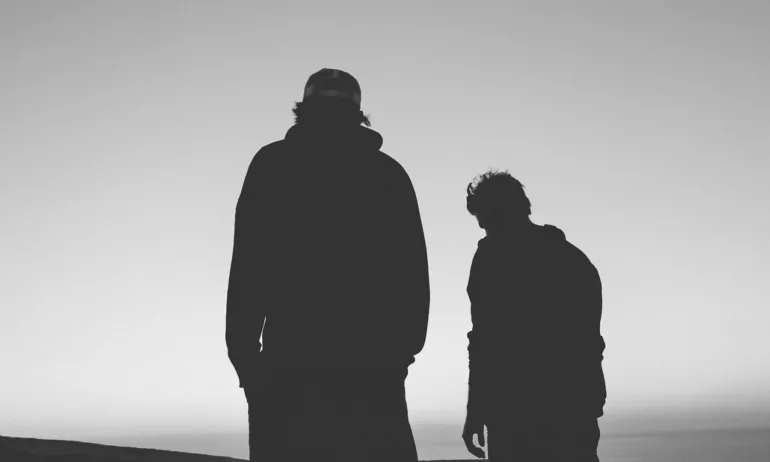 Локалите - деца на заможни родители, които нямат контрол над тях - Tribune.bg