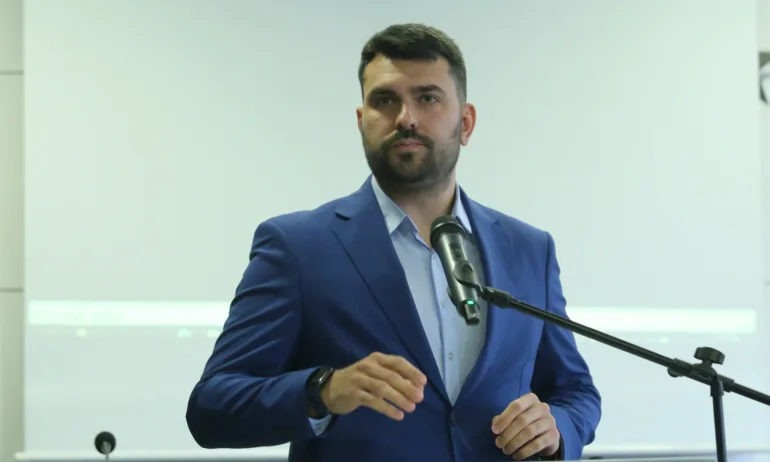 Георг Георгиев: България е на най-ниската точка на икономическото си равнище от 90-те години насам - Tribune.bg