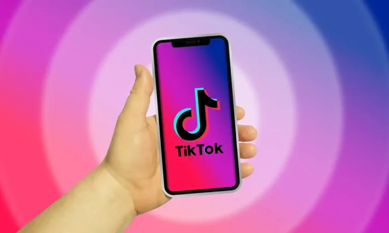 Баща в Пакистан уби дъщеря си, след като тя качила видеа в TikTok - Tribune.bg